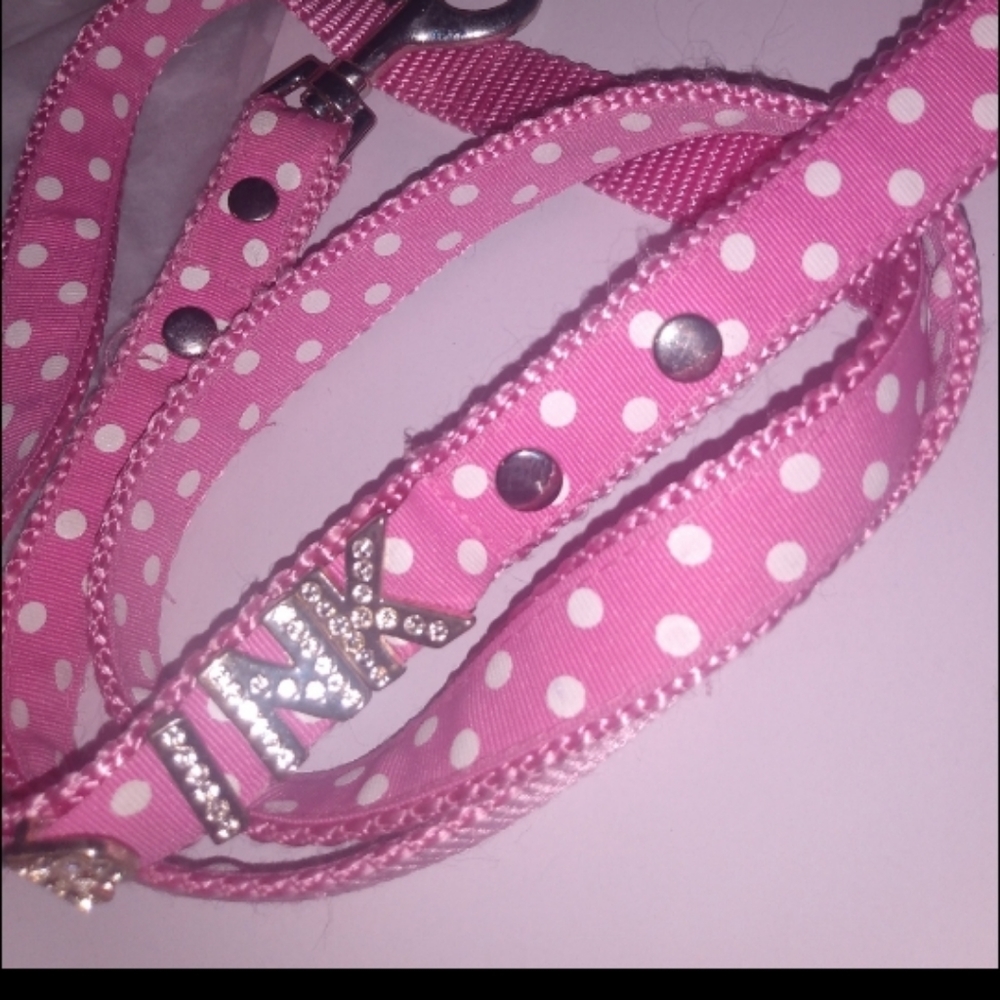 SOLD PINK VICTORIA'S SECRET BLING LEASH